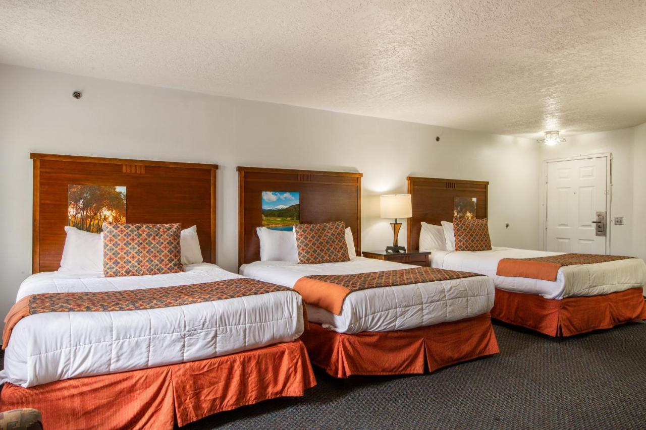 Sandia Peak Inn Old Town Abq, A Howard Johnson By Wyndham Албукерке Екстериор снимка